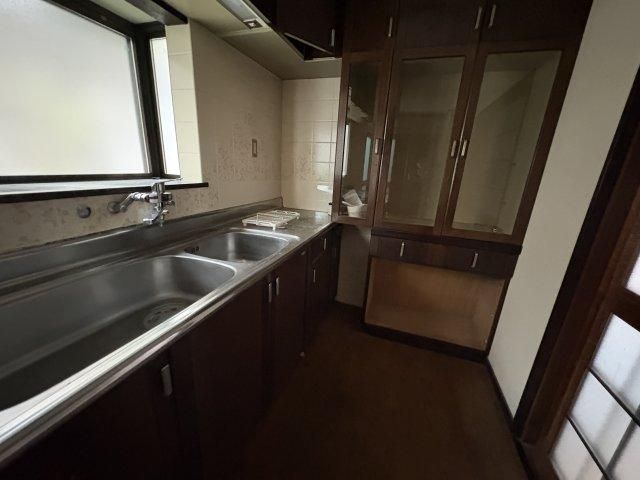 6DK House for Sale in Higashi-ku, Hiroshima City – 165.98 sqm Land - Thumbnail 4