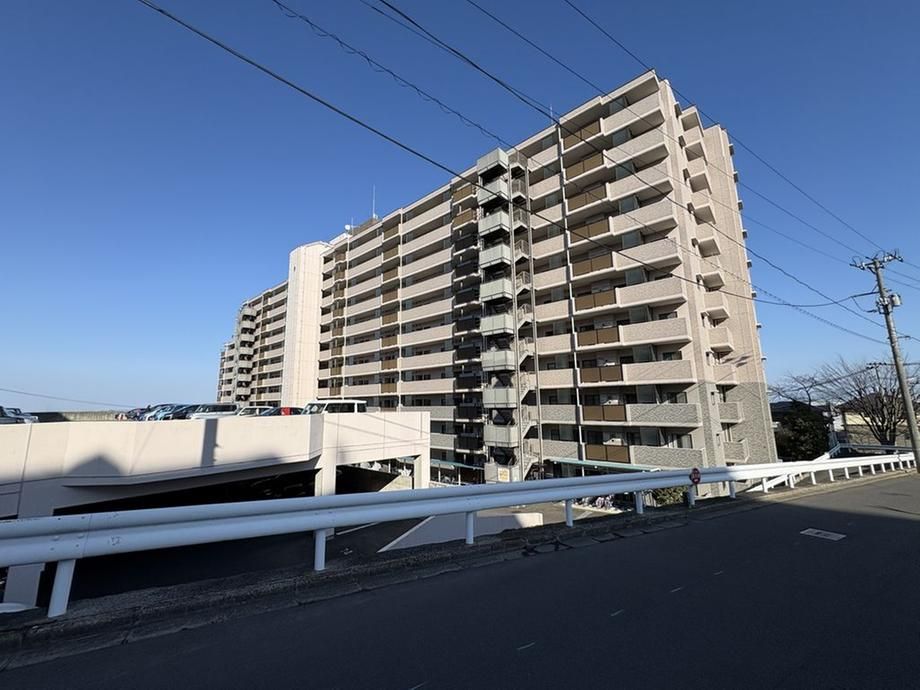 4LDK Apartment for Sale in Sendai, Miyagi - 82m² - Thumbnail 2