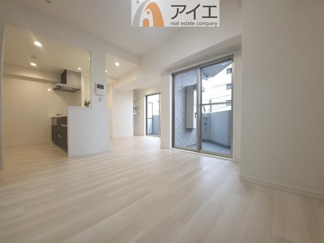 3LDK Apartment for Sale in Funabashi, Chiba - 75.4m² - Thumbnail 4