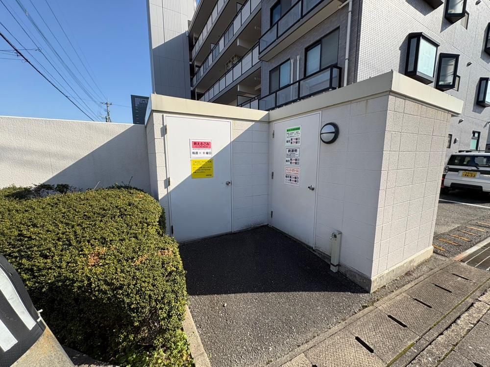 3LDK Apartment for Sale in Saga City, Saga Prefecture - Thumbnail 4