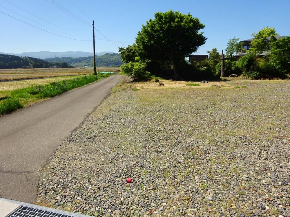 Land for Sale in Joetsu City, Niigata – 798 sqm Corner Lot - Thumbnail 4