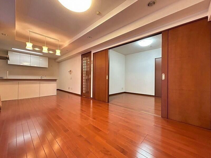 3LDK Apartment for Sale in Urasoe, Okinawa - 75.91m2 - Thumbnail 2