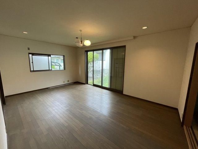 5DK House for Sale in Hashimoto, Wakayama - 237m² Land - Thumbnail 4