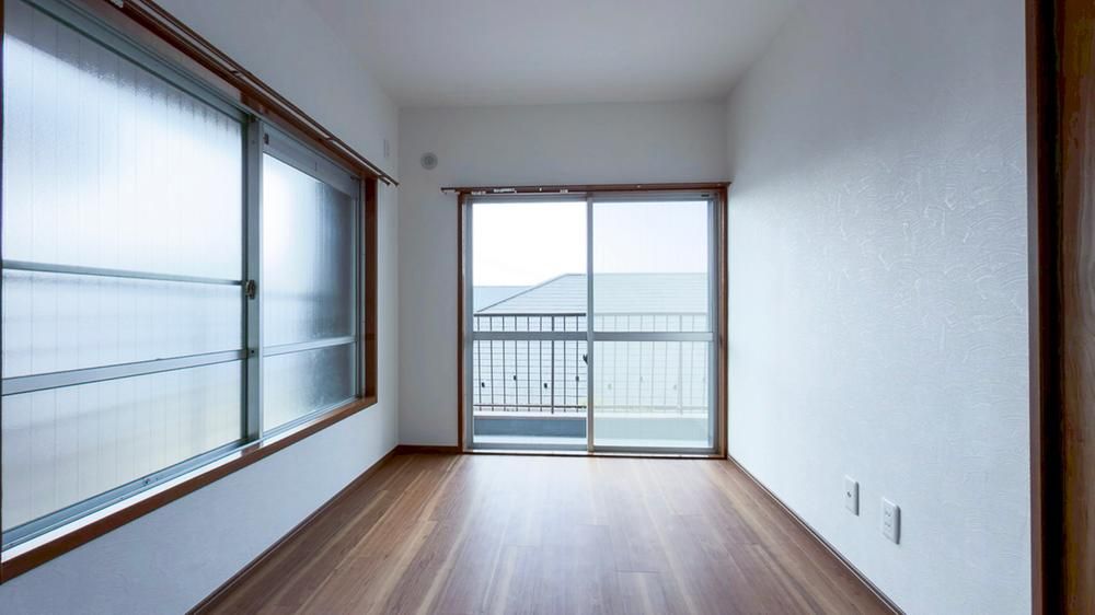 Renovated 1DK Apartment Near Hongodai Station, Yokohama - Thumbnail 4