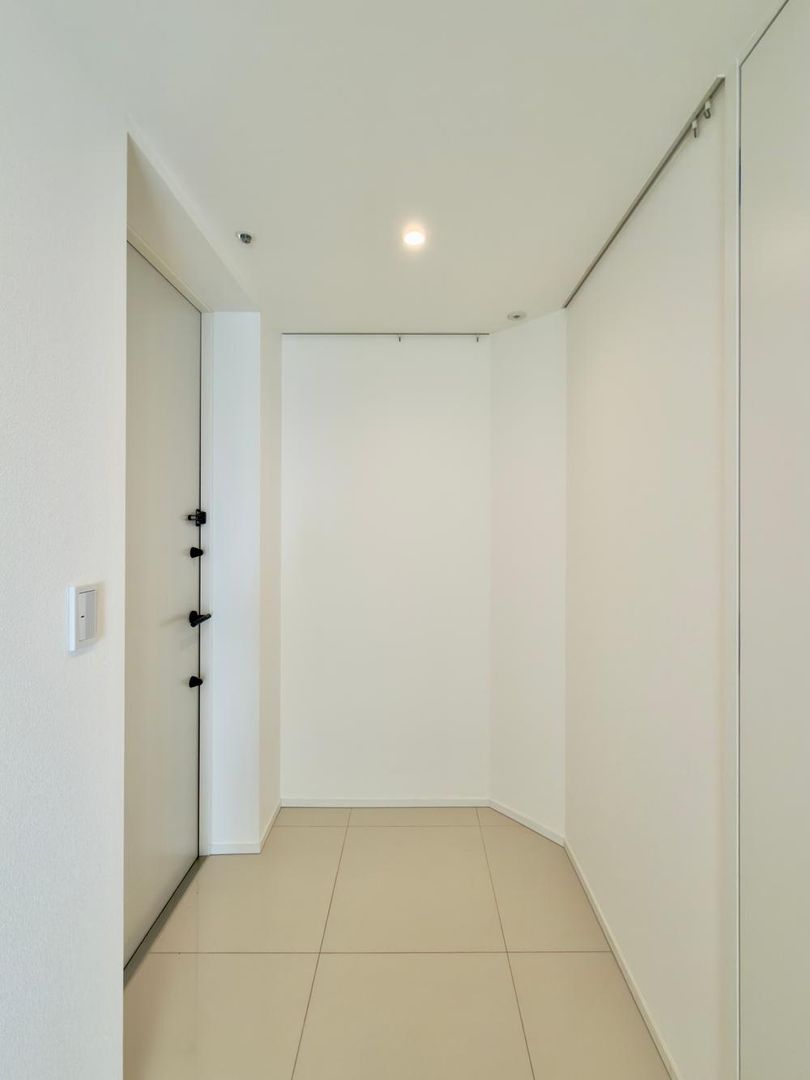 Park Court Shibuya The Tower - 2LDK Apartment for Sale in Shibuya - Thumbnail 2