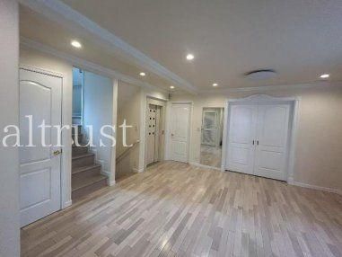 6LDK High-Grade Custom Home in Minami Aoyama, Minato-ku - Thumbnail 3