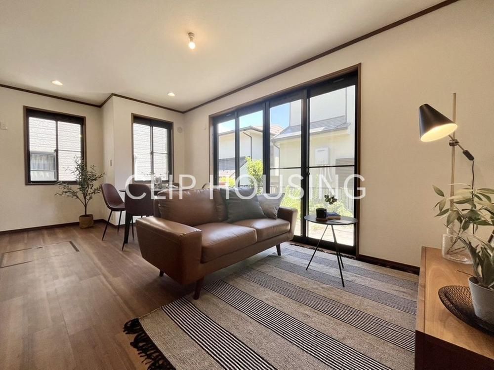 Renovated 4LDK Family House for Sale in Hachioji, Tokyo - Thumbnail 3