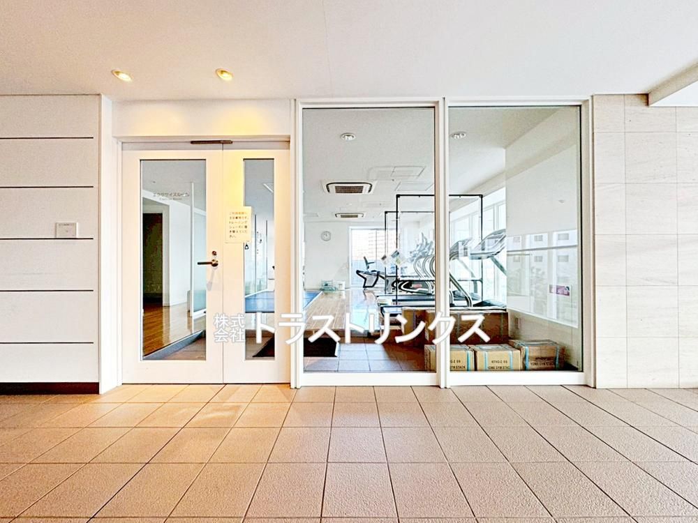 Canal First Tower 27F Corner 3LDK with Renovation in Koto, Tokyo - Thumbnail 4