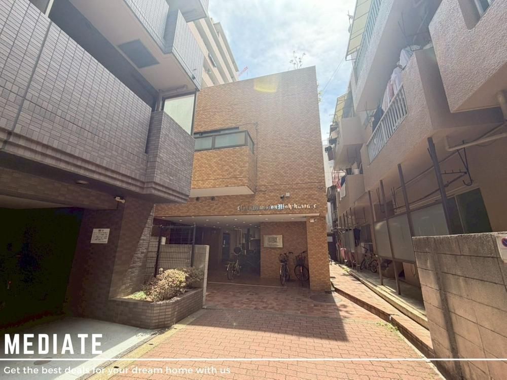 Renovated 2LDK Apartment for Sale in Ota-ku, Tokyo - Thumbnail 4