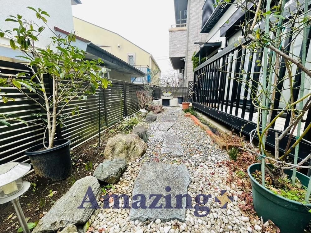 Large 2-Generation House in Midorigaoka, Yokohama - Thumbnail 4