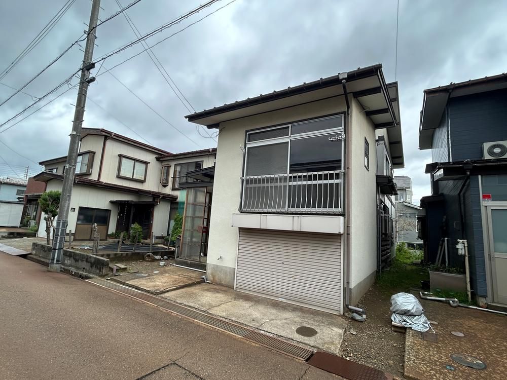 4DK House for Sale in Joetsu City, Niigata – 100 sqm - Thumbnail 2
