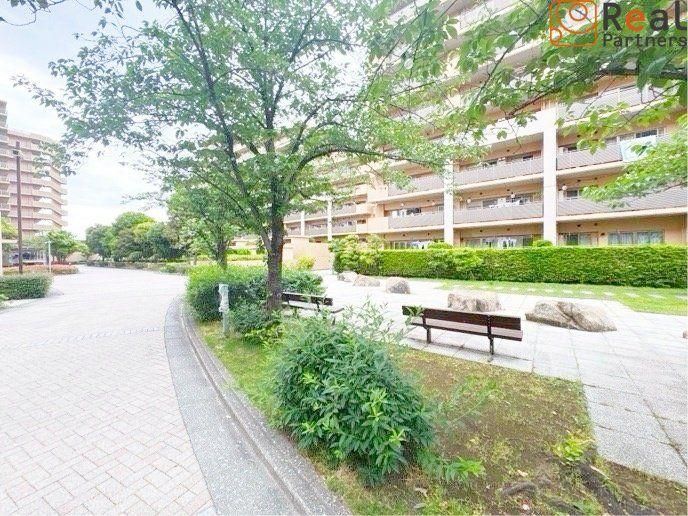 2LDK Apartment for Sale in Kawasaki-ku, Kanagawa - Thumbnail 3