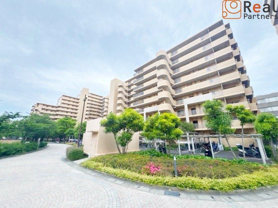 2LDK Apartment for Sale in Kawasaki-ku, Kanagawa - Thumbnail 2