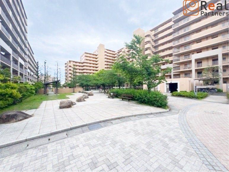 2LDK Apartment for Sale in Kawasaki-ku, Kanagawa - Thumbnail 4