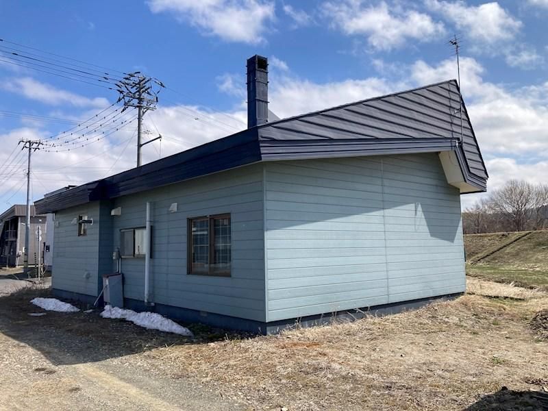 3LDK Detached House in Kitami City, Hokkaido for 5.5 Million Yen - Thumbnail 2