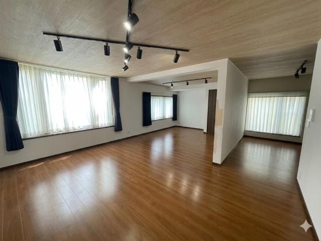 Renovated 4LDK Detached House in Obihiro, Hokkaido - Thumbnail 4