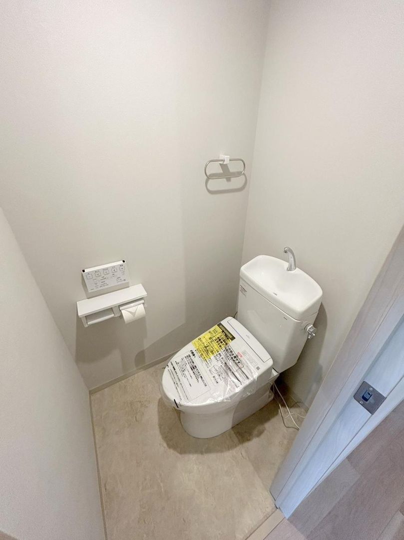 Renovated 3LDK Apartment in Kita-ku, Sapporo, Hokkaido - Thumbnail 4