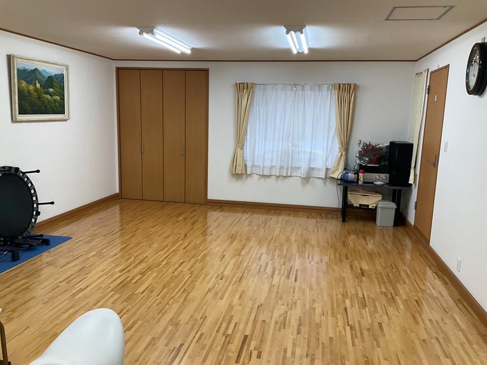 3DK Detached House for Sale in Akita City, 200.39 sqm - Thumbnail 3