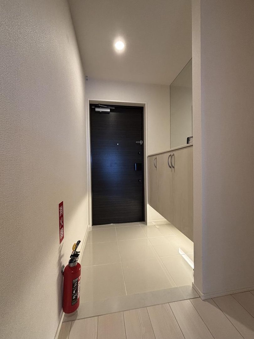 2LDK Apartment for Sale in Chatan, Okinawa - Ocean View - Image 1