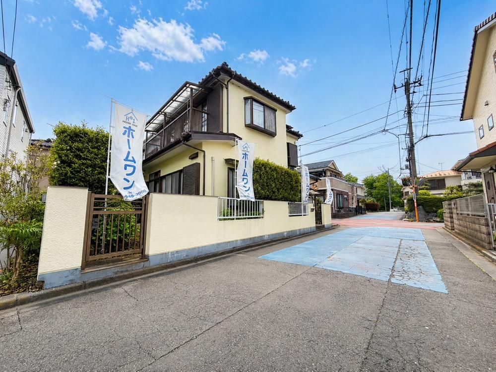 4DK Detached House for Sale in Fussa City, Tokyo - Thumbnail 2