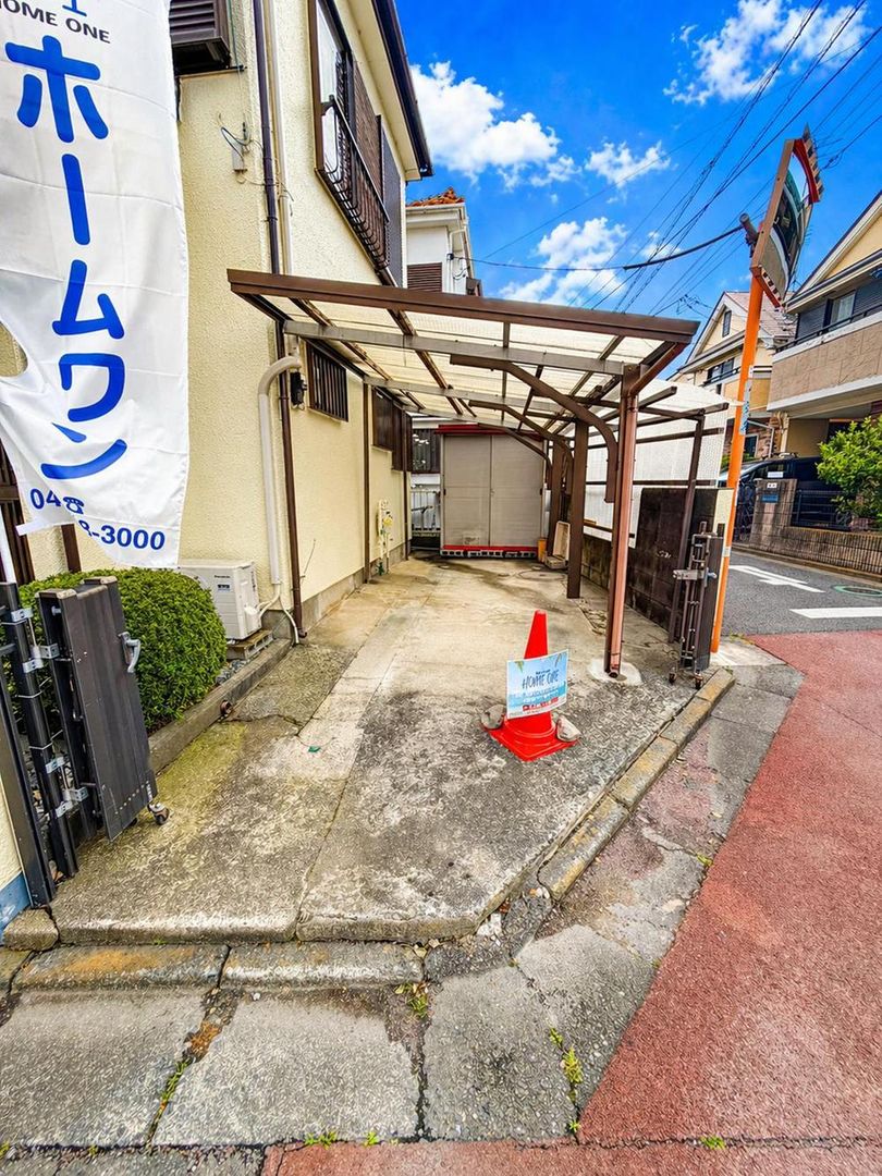 4DK Detached House for Sale in Fussa City, Tokyo - Thumbnail 4