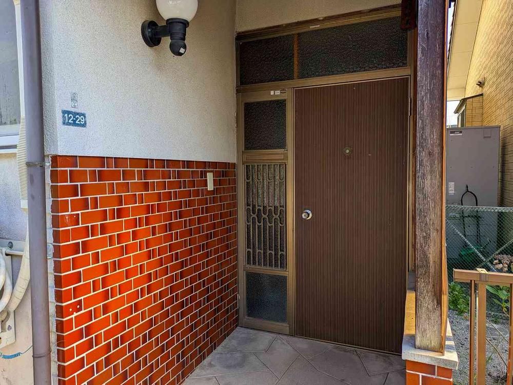 4LDK+S Detached House in Iwakuni City, Yamaguchi - 2 Million Yen - Thumbnail 2