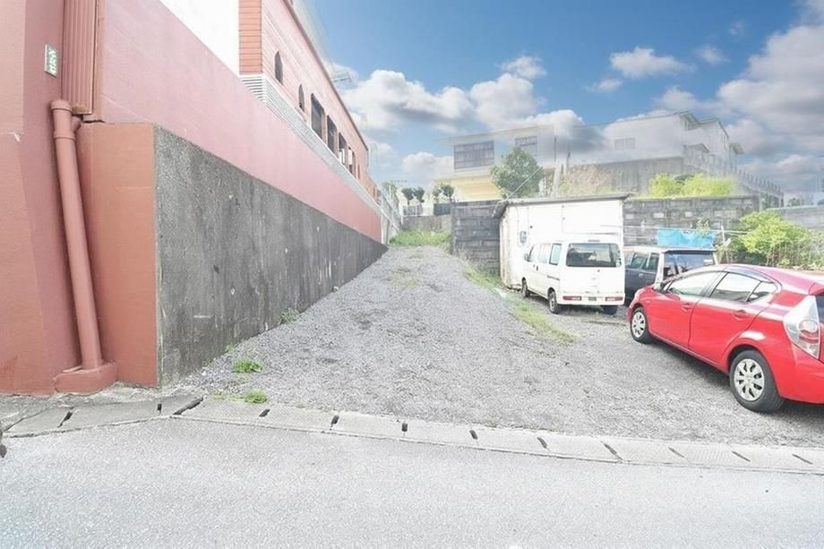 Land for Sale in Urasoe City, Okinawa - 269.96 sqm - Thumbnail 2