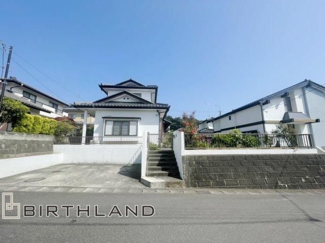 5DK House for Sale in Chuo-dai Iino, Iwaki City - 308 sqm Land - Thumbnail 2