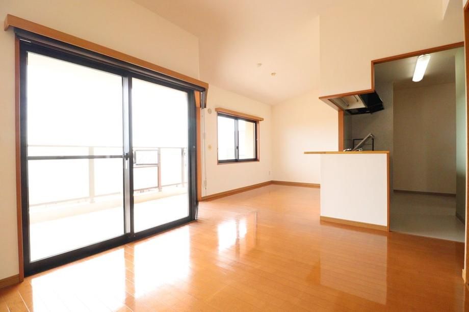 3LDK Apartment for Sale in Aoba Ward, Sendai, 73.03m2 - Thumbnail 3