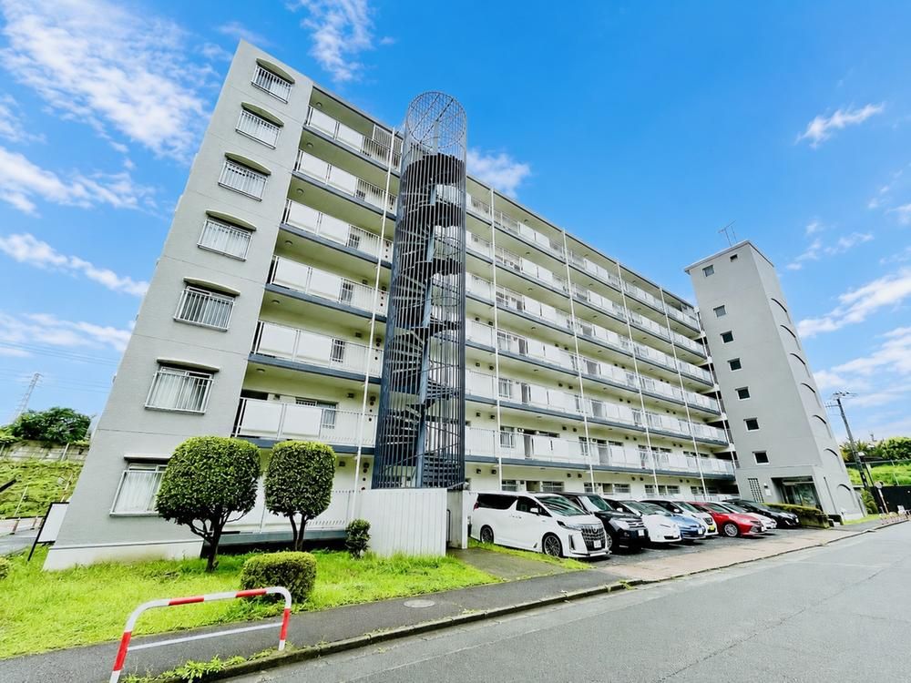 72 sqm 3LDK Apartment for Sale in Hodogaya-ku, Yokohama - Thumbnail 3