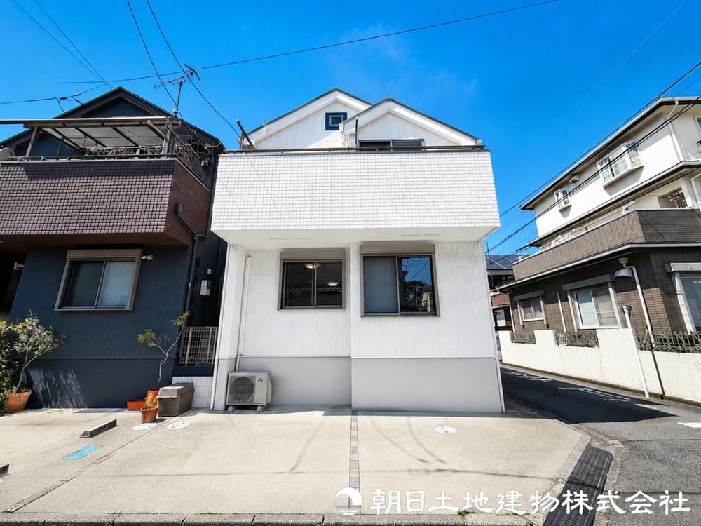 Renovated 3LDK House in Hiratsuka with Solar Panels - Thumbnail 4