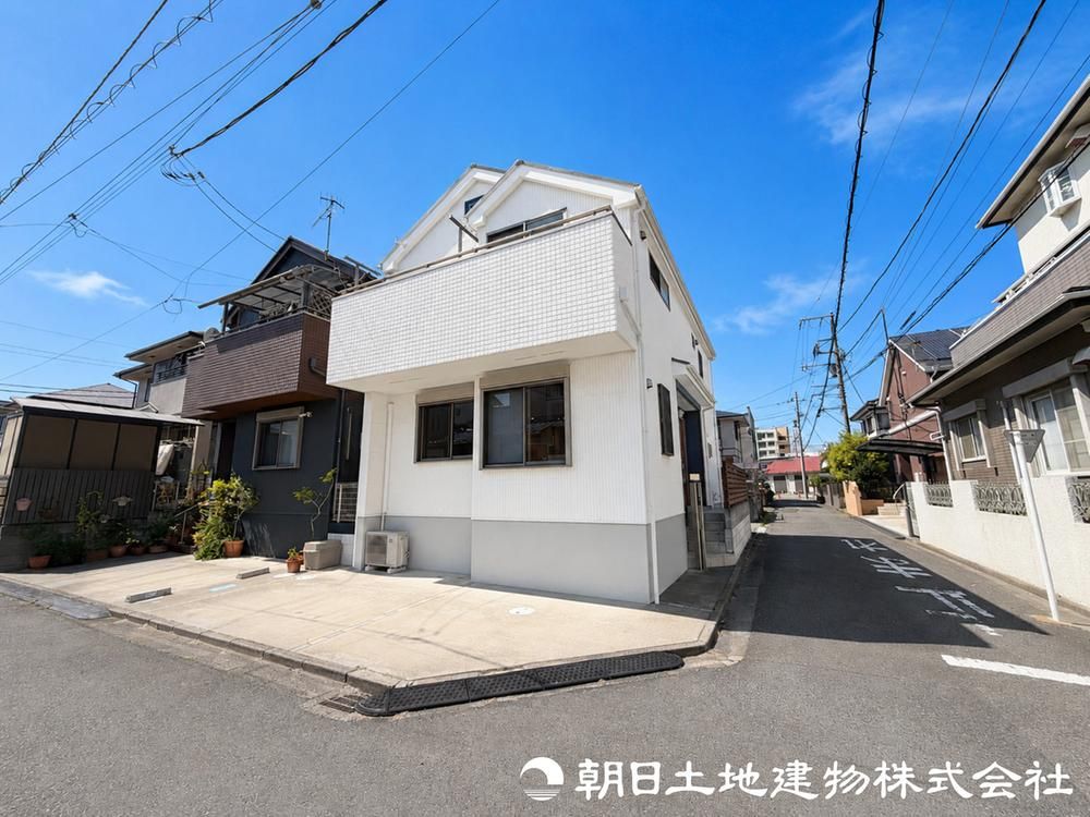 Renovated 3LDK House in Hiratsuka with Solar Panels - Thumbnail 2
