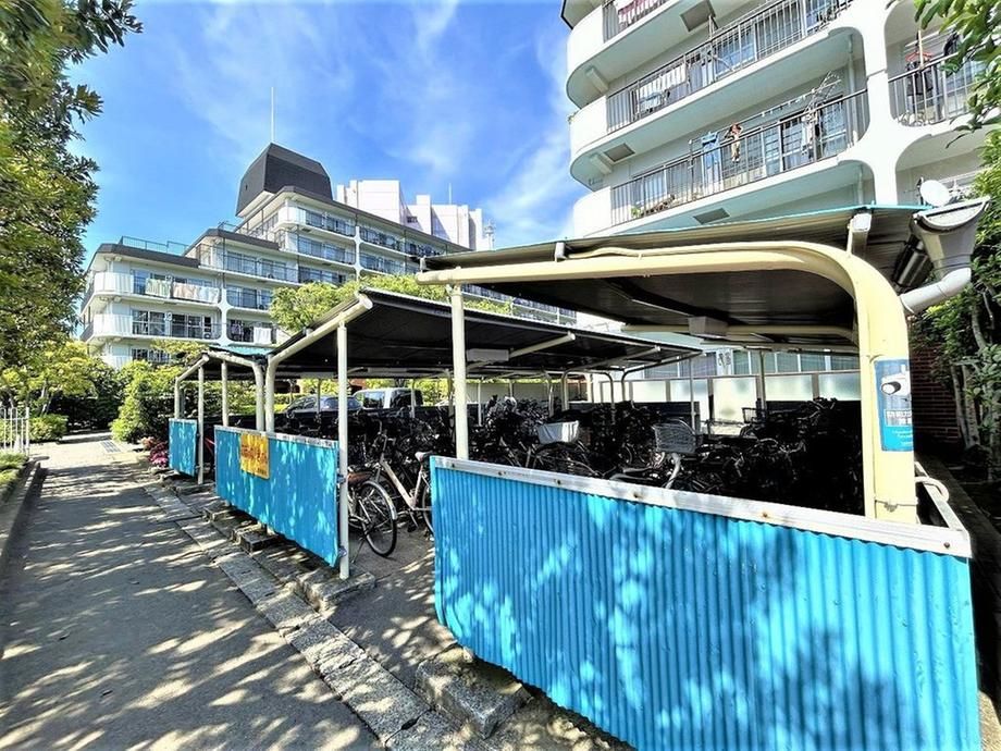 4LDK Apartment for Sale in Takatsu-ku, Kawasaki – 72m² - Thumbnail 3