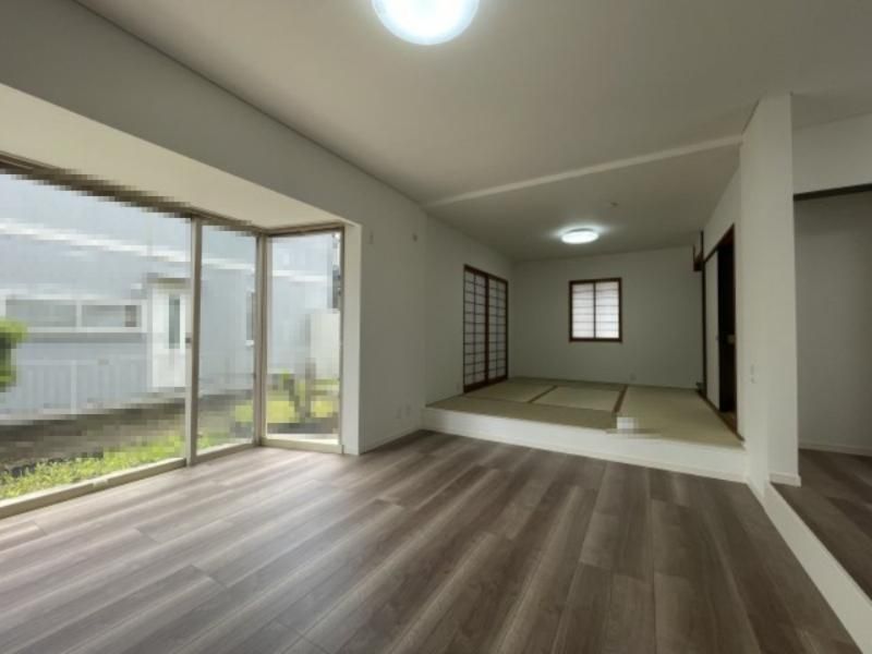 4LDK Renovated House for Sale in Otsu, Shiga - Thumbnail 3