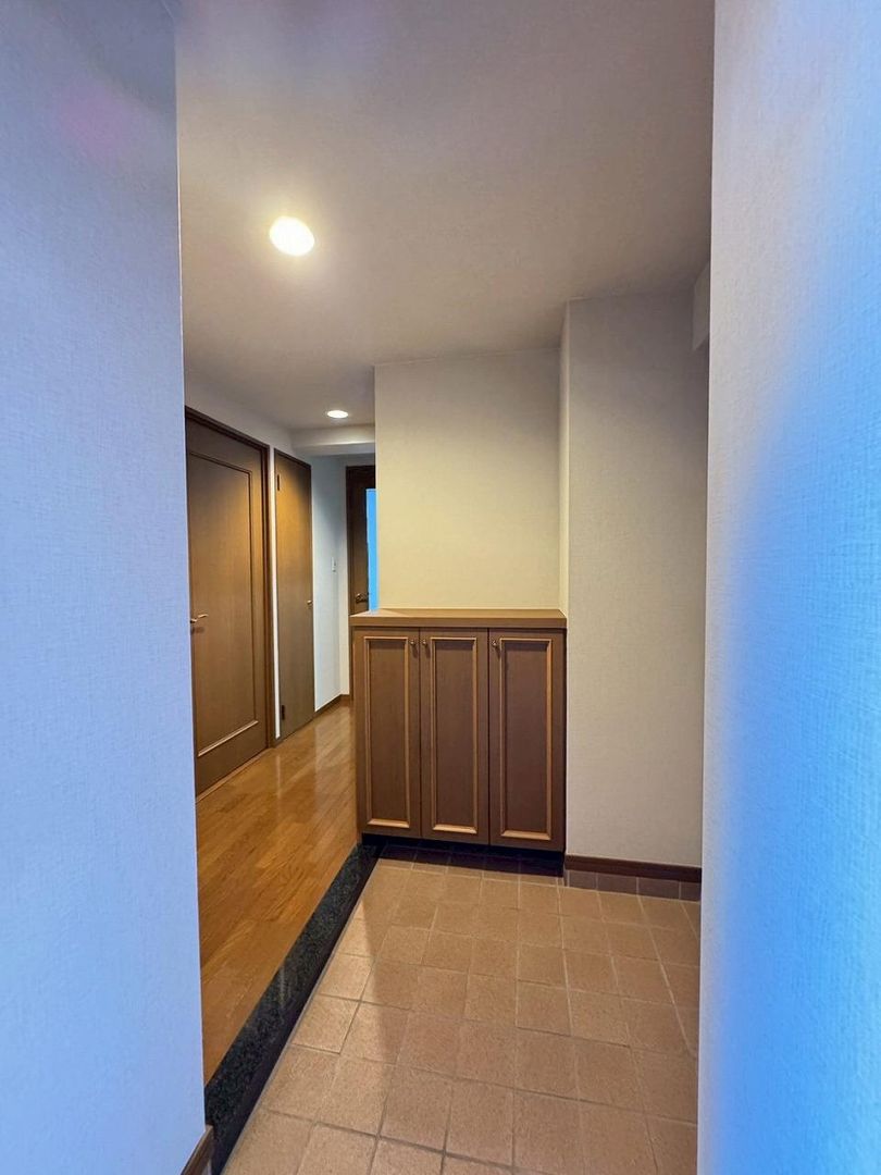 Apireru Hyakunenbashi 2LDK Apartment for Sale in Fukuoka - Thumbnail 2