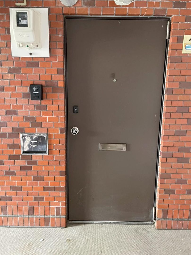 2LDK Renovated Apartment for Sale in Toyohira, Sapporo - Thumbnail 2