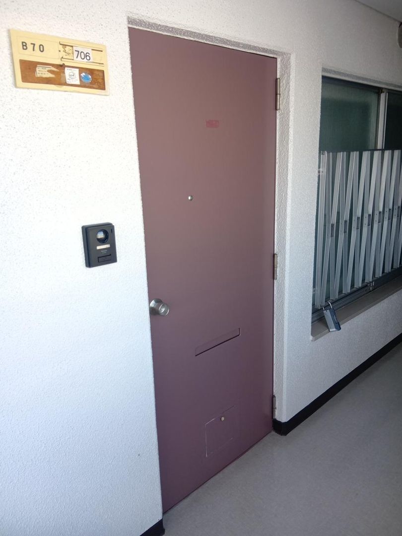 Renovated 2LDK Apartment in Nijo-ken, Sapporo, 61.6m² - Thumbnail 4