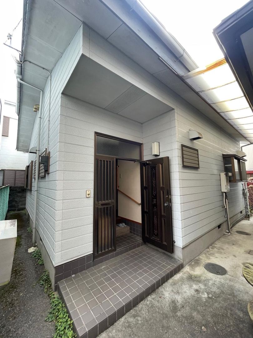 Three-Building Set for Sale in Kochi City, 90m2 Land 281m2 - Thumbnail 2