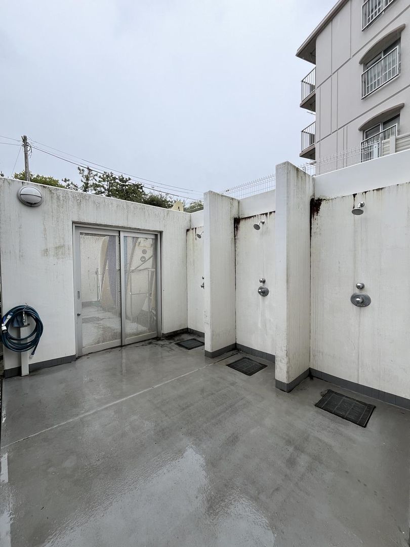 3LDK Apartment with Ocean View in Chigasaki, Kanagawa - Thumbnail 2