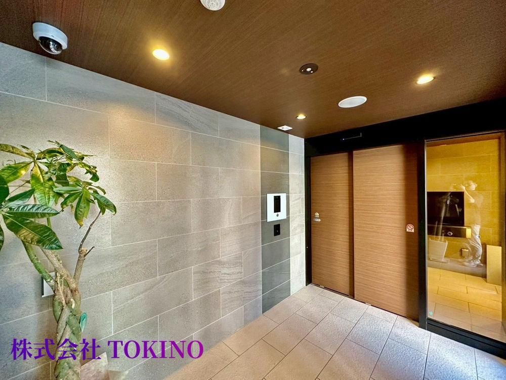 2LDK Apartment for Sale in Naha, Okinawa - 72.24m2 - Thumbnail 2