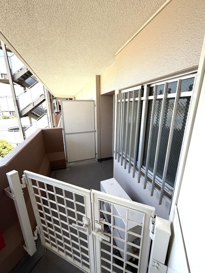 3LDK Apartment for Sale in Iwatsuki, Saitama City – 78m² - Thumbnail 3