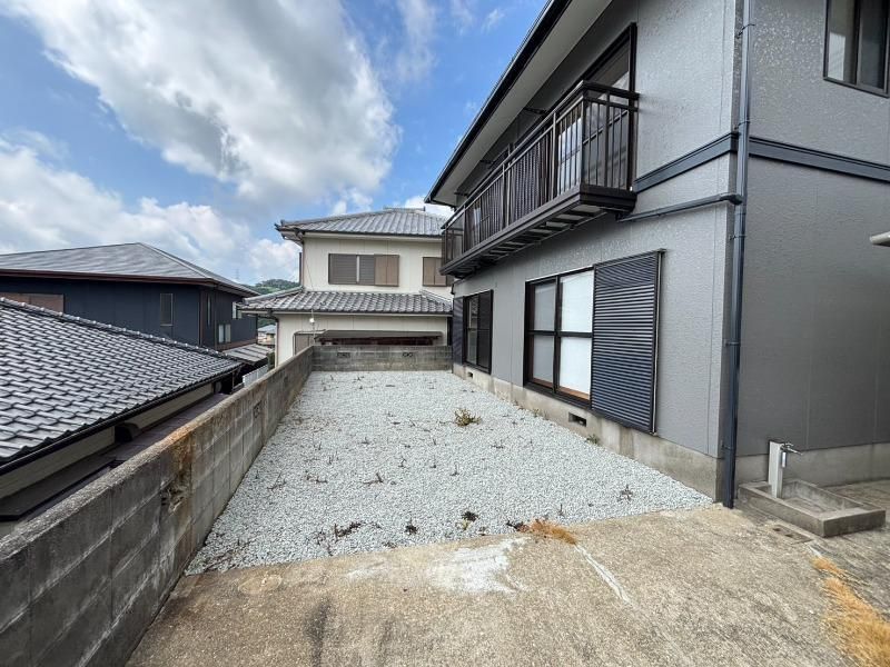 Renovated 4LDK House for Sale in Nagasaki City - Thumbnail 2