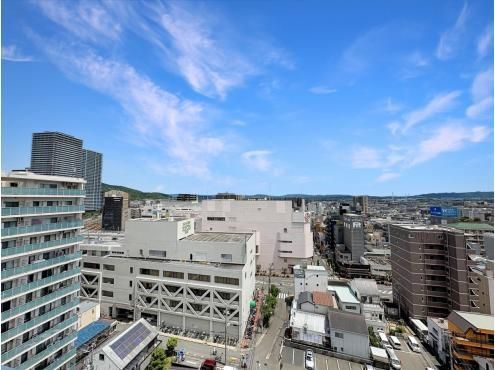 3LDK Apartment for Sale in Takatsuki, Osaka - 63.88m² - Thumbnail 4