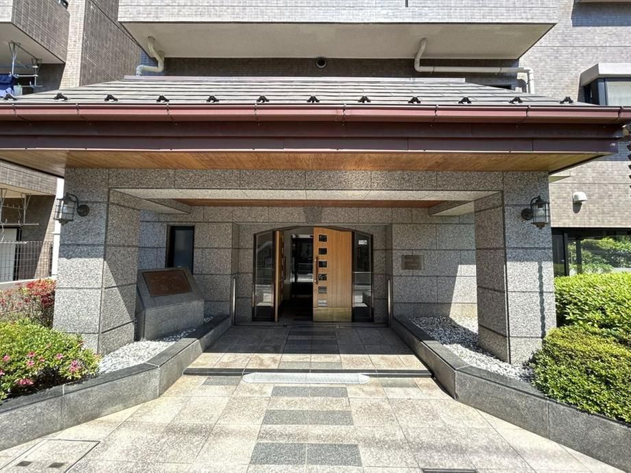 3LDK Apartment for Sale in Urawa Ward, Saitama - Thumbnail 4
