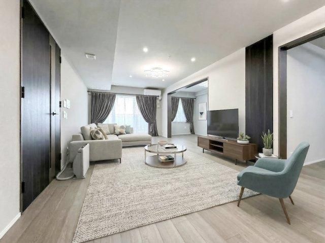 3LDK Apartment for Sale in Kitahiroshima, Hokkaido - 92.57m² - Thumbnail 3