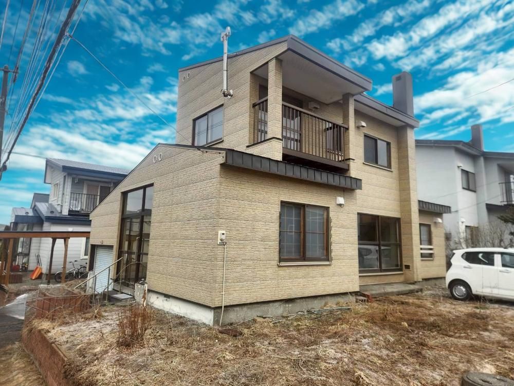 4LDK Detached House for Sale in Ebetsu, Hokkaido - Thumbnail 2