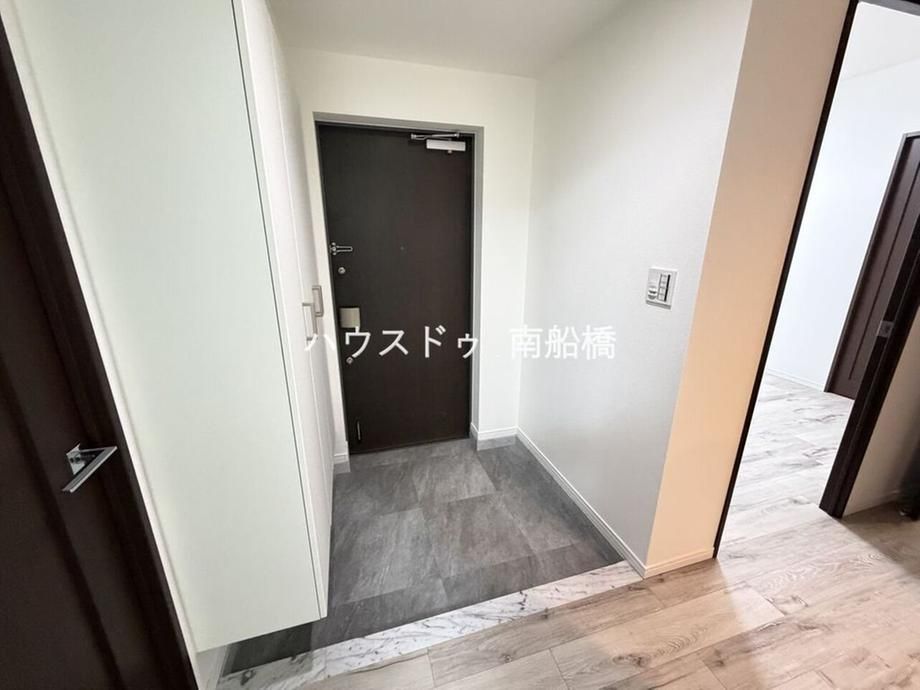3LDK Apartment for Sale in Funabashi, Chiba - 85.7 sqm - Thumbnail 2