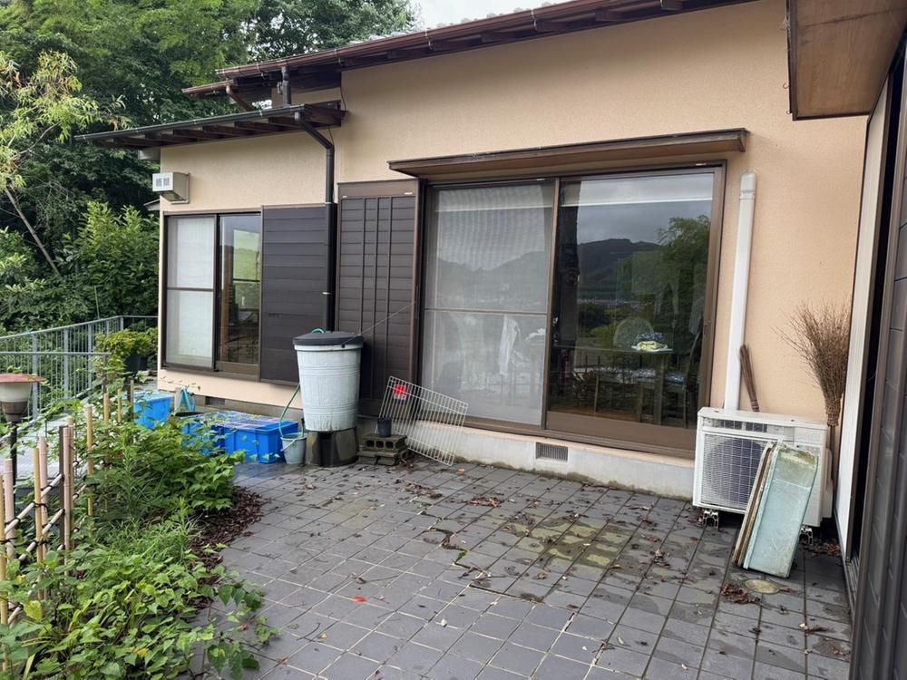 6LDK House for Sale in Fujieda with River Views & Large Land - Thumbnail 4