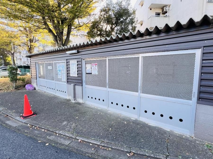 3LDK Apartment for Sale in Kashiwa, Chiba - 90.57m² - Thumbnail 3