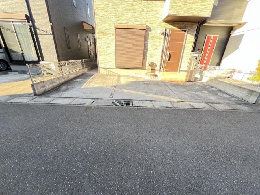 4LDK Detached House for Sale in Kasukabe, Saitama - Thumbnail 3
